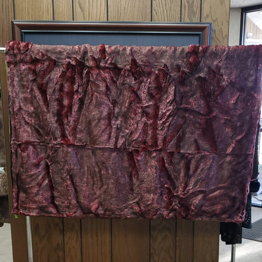 NWT Burgundy and Black Faux Fur Blanket